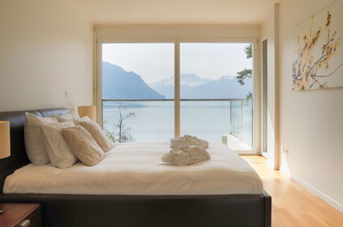 Foto 5 - Appartamento con 1 camera da letto a Montreux con piscina e giardino