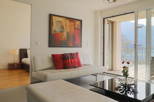 Photo 10 - 1 bedroom Apartment in Montreux with swimming pool and garden