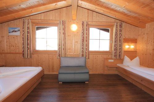 Foto 23 - Casa con 4 camere da letto a Tux con terrazza e vista sulle montagne