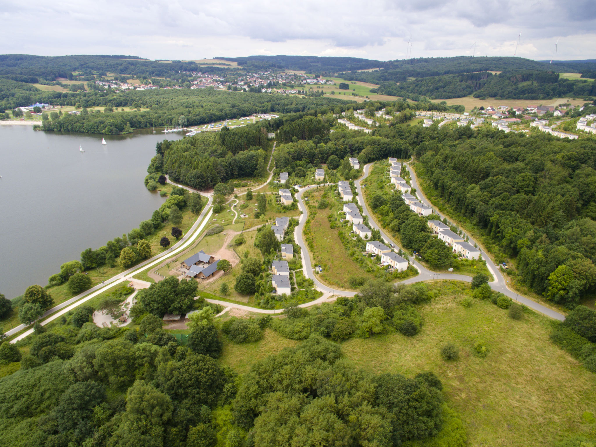 Foto 1 - Haus mit 1 Schlafzimmer in Nohfelden mit schwimmbad und blick auf die berge