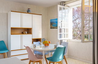 Foto 3 - Apartamento de 1 quarto em Saint-Jean-de-Luz com vistas do mar
