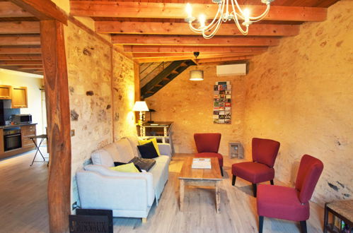 Foto 9 - Casa con 2 camere da letto a Lacapelle-Biron con giardino e terrazza