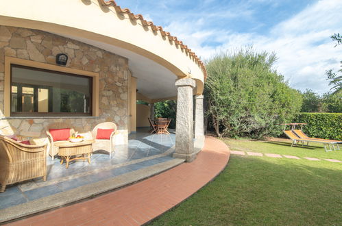 Photo 2 - Maison de 3 chambres à Muravera avec jardin et vues à la mer