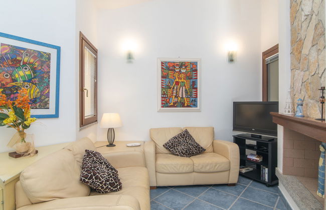 Casa de 4 quartos em Muravera com jardim e terraço - Foto 6