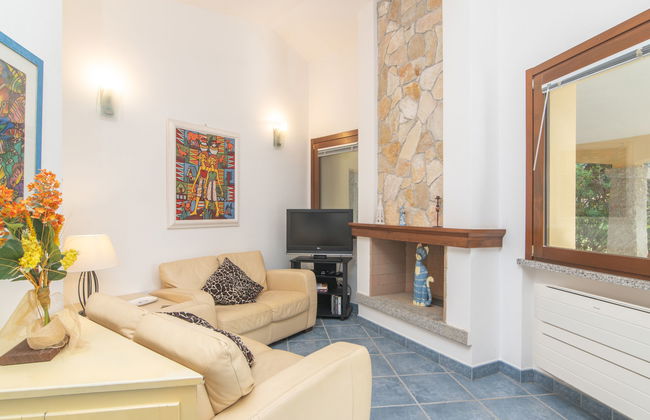 Casa de 4 quartos em Muravera com jardim e terraço - Foto 3