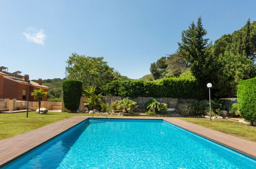 Foto 26 - Casa con 3 camere da letto a Lloret de Mar con piscina e giardino