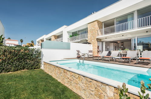 Foto 1 - Casa de 3 habitaciones en Albufeira con piscina privada y jardín