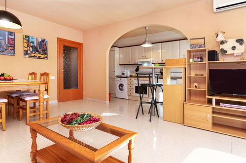 Foto 9 - Apartamento de 2 quartos em Mont-roig del Camp com piscina e jardim