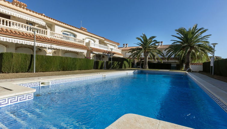 Photo 1 - 2 bedroom Apartment in Mont-roig del Camp with swimming pool and garden