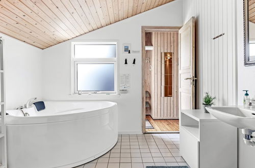 Foto 4 - Casa de 4 quartos em Løkken com terraço e sauna