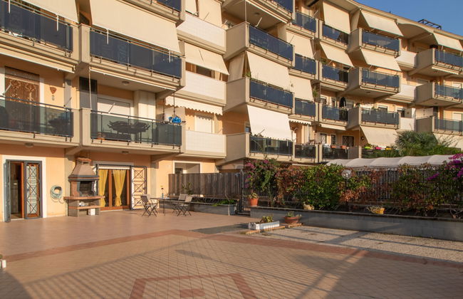 4 bedroom Apartment in Formia with garden and terrace - Photo 17