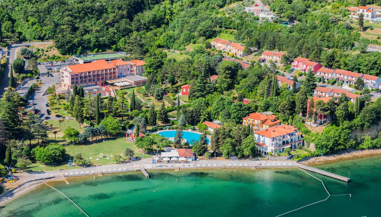 Photo 1 - Appartement de 2 chambres à Piran avec piscine et jardin