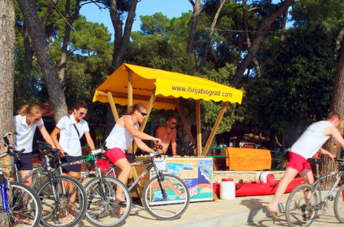 Photo 36 - Maison de 2 chambres à Biograd na Moru avec jardin et terrasse