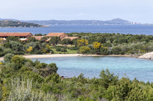 Foto 29 - Appartamento con 2 camere da letto a Golfo Aranci con piscina e vista mare