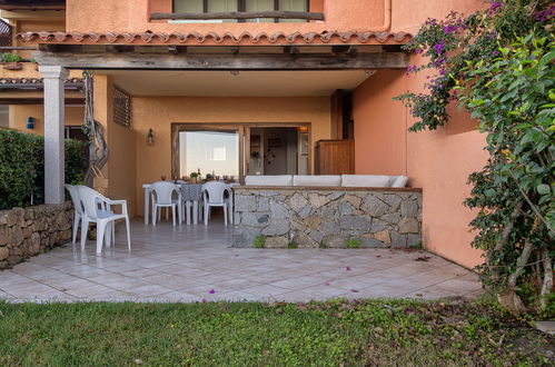 Photo 25 - Appartement de 2 chambres à Golfo Aranci avec piscine et jardin