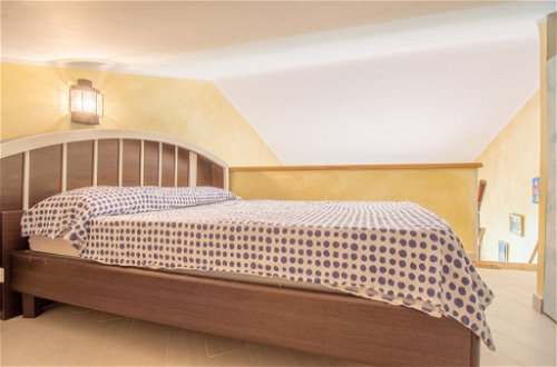 Foto 14 - Appartamento con 1 camera da letto a Saint-Raphaël con terrazza e vista mare