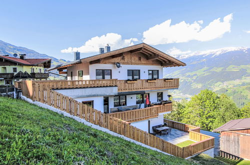 Photo 1 - Appartement de 2 chambres à Hippach avec jardin et terrasse