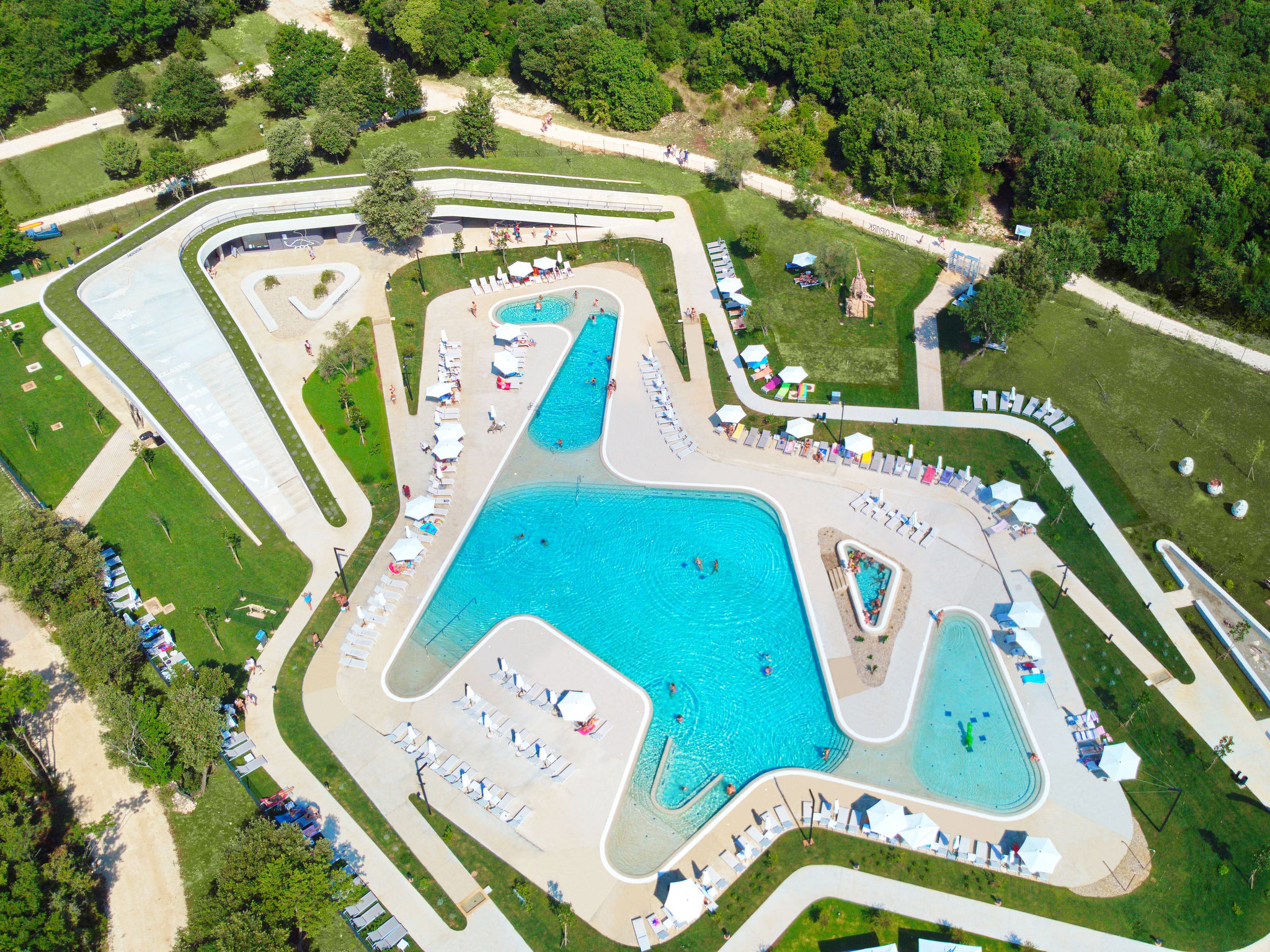 Photo 27 - Maison de 2 chambres à Bale avec piscine privée et jardin