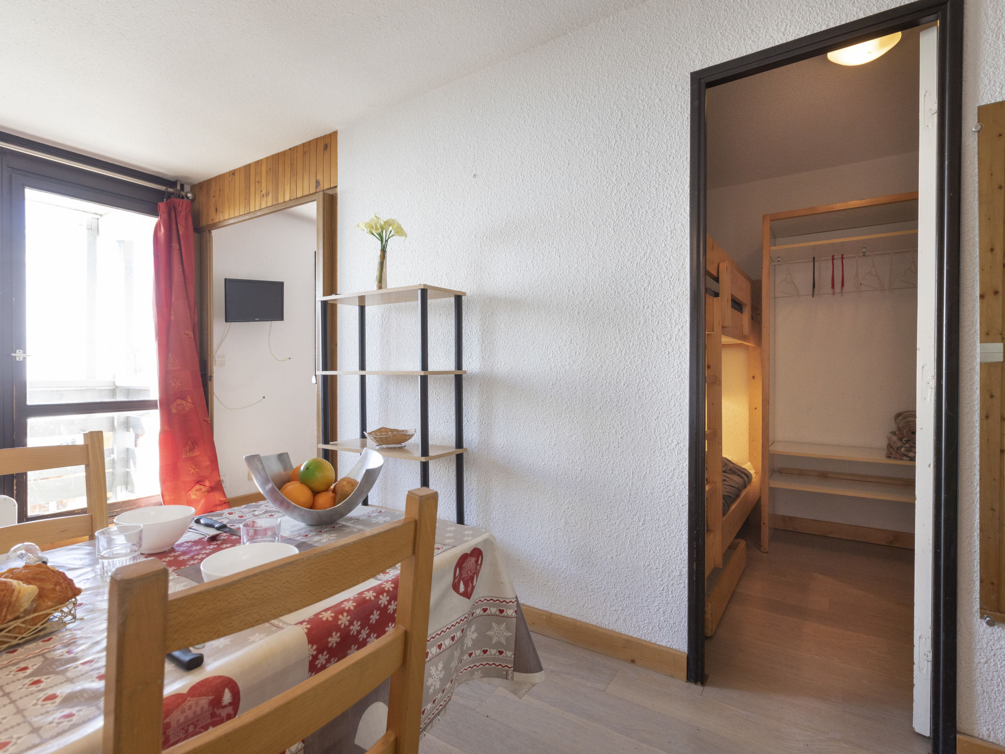Foto 9 - Appartamento con 2 camere da letto a Les Belleville con vista sulle montagne