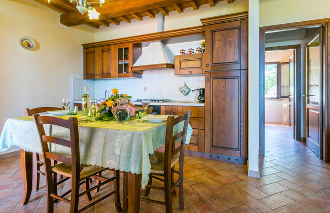 Casa de 2 quartos em San Vincenzo com piscina e jardim - Foto 12