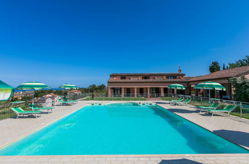 Photo 43 - Maison de 2 chambres à San Vincenzo avec piscine et vues à la mer
