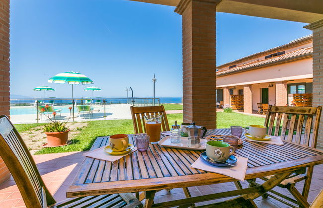 Casa de 2 quartos em San Vincenzo com piscina e jardim - Foto 28
