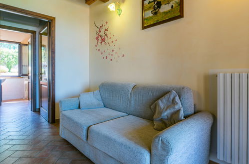 Photo 9 - 1 bedroom House in San Vincenzo with swimming pool and garden