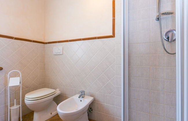 Casa de 2 quartos em San Vincenzo com piscina e jardim - Foto 25