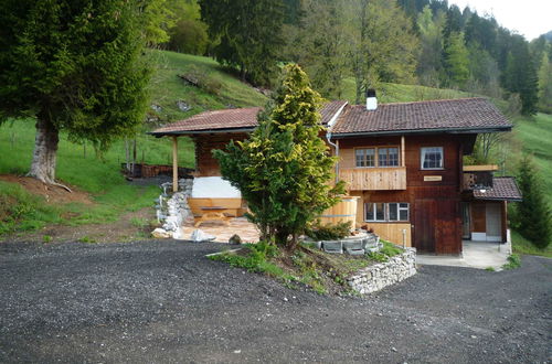 Photo 1 - 2 bedroom Apartment in Erlenbach im Simmental