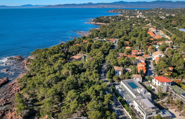 Apartamento de 2 quartos em Saint-Raphaël com piscina e jardim - Foto 21