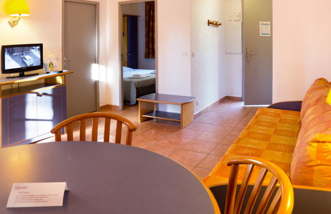 Apartamento de 2 quartos em Saint-Raphaël com piscina e jardim - Foto 7