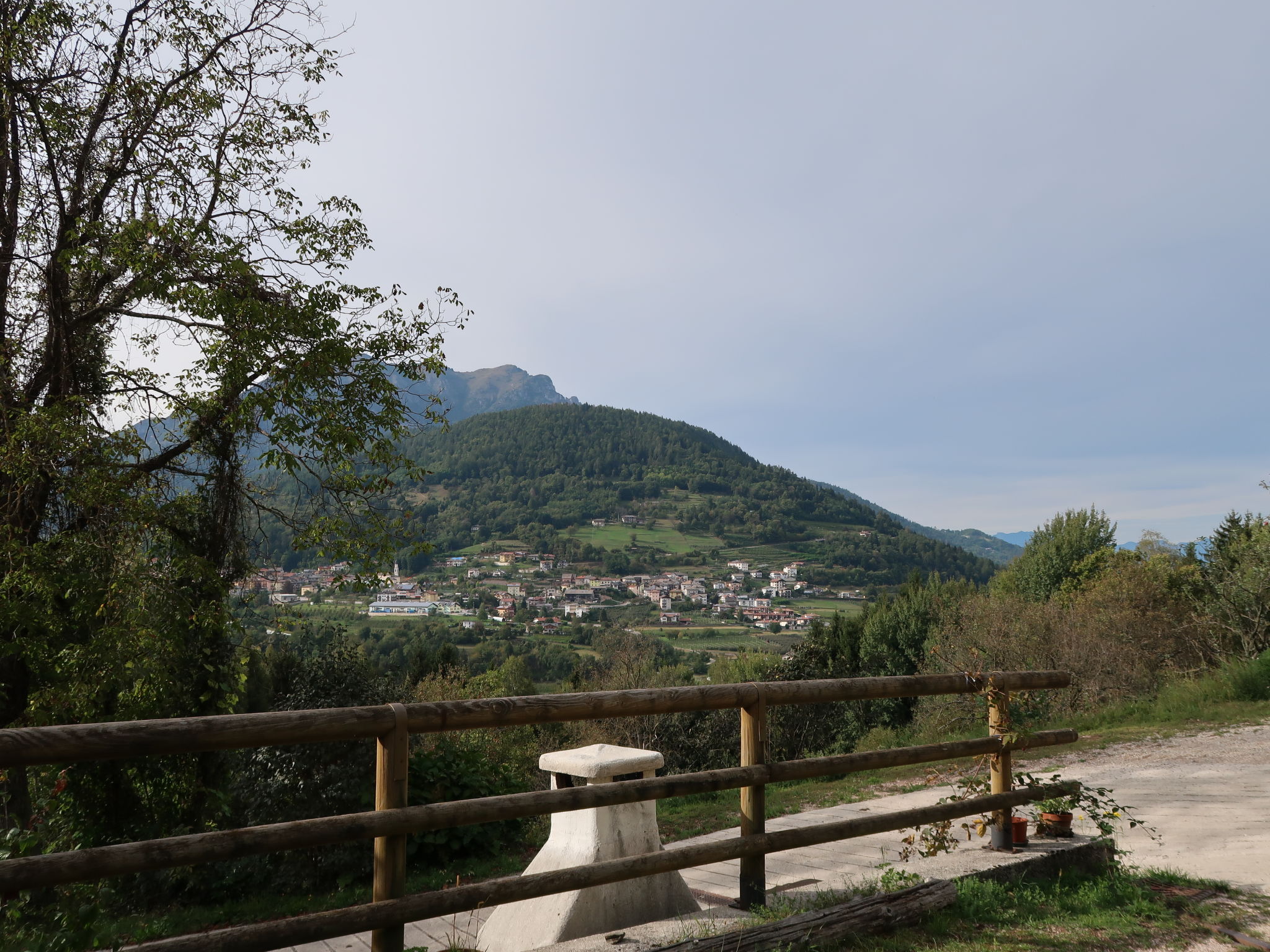 Photo 22 - 2 bedroom Apartment in Calceranica al Lago with garden and terrace