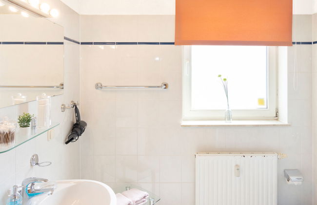 Apartamento de 2 quartos em Karlshagen com jardim e terraço - Foto 12