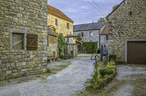 Photo 20 - 2 bedroom House in Florennes with garden and terrace