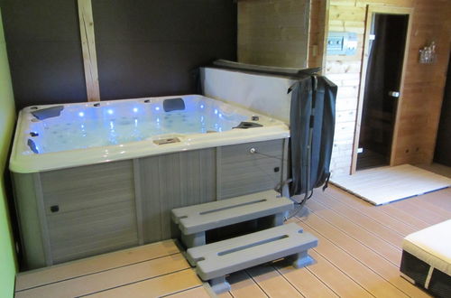 Photo 5 - 1 bedroom Apartment in Muriaux with sauna and hot tub