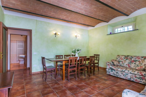 Photo 6 - 3 bedroom Apartment in Rosignano Marittimo with swimming pool and garden