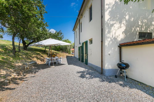 Photo 3 - Appartement de 3 chambres à Rosignano Marittimo avec piscine et vues à la mer