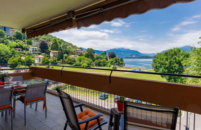 Apartment mit 4 Schlafzimmern in Laveno Mombello mit garten - Foto 1