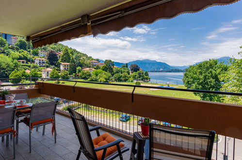 Foto 1 - Apartamento de 3 quartos em Laveno Mombello com vista para a montanha