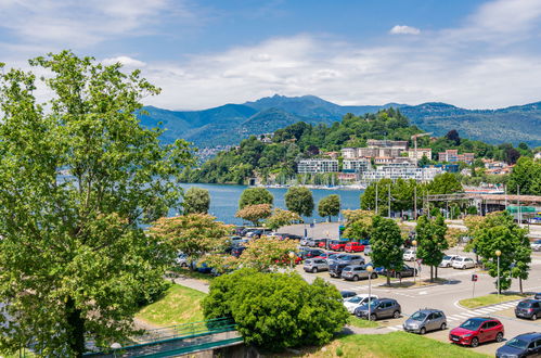 Photo 31 - Appartement de 3 chambres à Laveno Mombello avec jardin