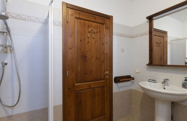 Appartement de 2 chambres à Vendone avec jardin - Photo 19