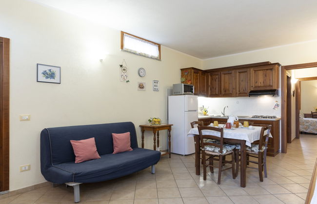 Appartement de 2 chambres à Vendone avec jardin - Photo 9