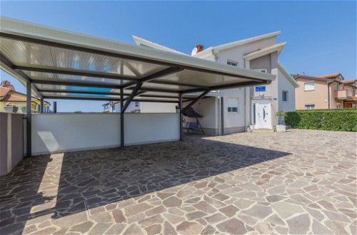 Photo 38 - 4 bedroom House in Umag with private pool and sea view