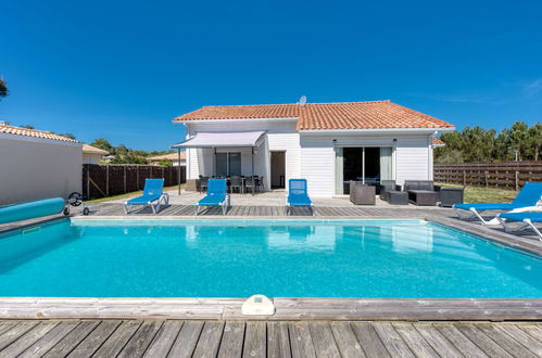 Photo 1 - Maison de 4 chambres à Vensac avec piscine privée et vues à la mer