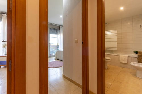 Foto 18 - Apartamento de 2 quartos em Deltebre com piscina e terraço