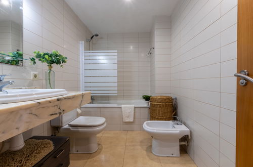 Foto 19 - Apartamento de 2 quartos em Deltebre com piscina e terraço