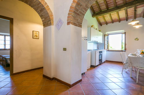 Photo 11 - Appartement de 3 chambres à Volterra avec piscine et jardin