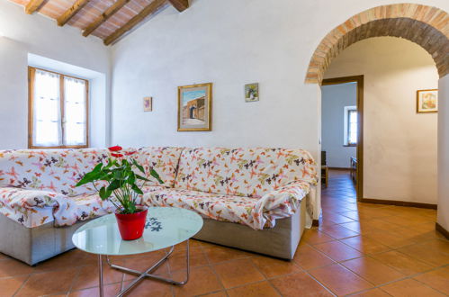Foto 10 - Apartment mit 3 Schlafzimmern in Volterra mit schwimmbad und garten