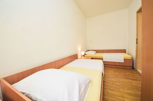 Photo 7 - 2 bedroom Apartment in Makarska