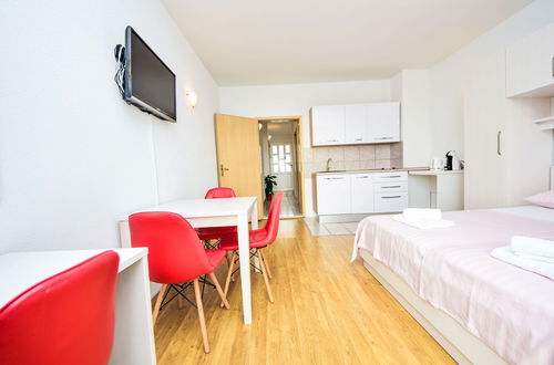 Photo 12 - 2 bedroom Apartment in Makarska